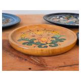 Lot of (5) Vintage Hand painted Wooden Plates / Norwegian Rosemaling Folk Art style / 6', 6-1/2', 7', 8-1/4', 8-1/2'