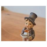 Vintage 5' Goebel Hummel Street Singer Figurine #131 Hand painted in Germany