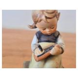 Vintage 4 1/2' Goebel Hummel Busy Student Figurine #367 Hand painted in Germany