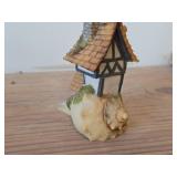 5' 1988 Heirloom Tradition Ceramic House Sculpture - Conche Condo #H3525 (Korea)