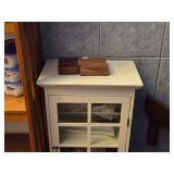Cabinet with Glass-Paned Door 4-shelf 16' wide x 10' deep x 36' tall