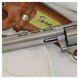 Taurus M44 Stainless, Ported, Vent Rib 44 Mag, 6', Like New, Leather Holster