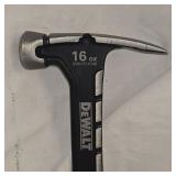 DeWalt Pro Series 16 oz Hammer