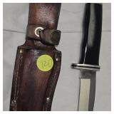 Buck USA #105 w/Brown Leather Sheath