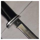 Buck 118 USA w/Black Leather Sheath