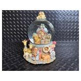 Noah's Ark Snow Globe with Animal Diorama
