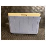 Plastic cooler with Lid - 18 in Long