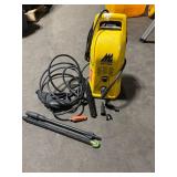 McCulloch FH140A Pressure Washer with Hose, Wand & Nozzle Attachments