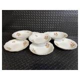 Johann Haviland Bavaria Germany Teapot with Floral Dessert Plates