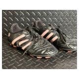 Adidas Sneakers - US 4 / UK 3 1/2 / FR 36 - Made in Vietnam