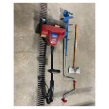 Toro Power Shovel Snow Thrower & Auger Post Hole Digger & Axe - Garden Tools