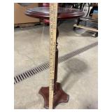 BomBay outlet Round Pedestal Plant stand  with Turned Column and Scalloped Base - Classic Style number 094