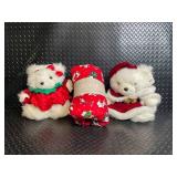 Field Gear Down Throw & Assorted Holiday Teddy Bears (Lot of 4)