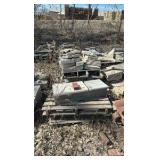 (32) Pallets of flagstone, clay bricks, pavers, retaining wall bricks