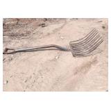 True Temper Wheel barrel, yard tools, hoses