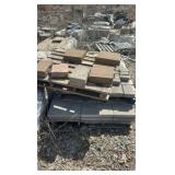 (92) Pallets  flagstone, retaining wall bricks, pavers, steps, wall caps
