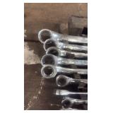 Sockets + Husky combination wrench set