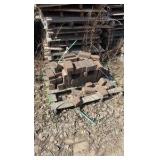 (21) pallets of flagstone, wall bricks caps