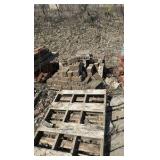 (32) Pallets of flagstone, clay bricks, pavers, retaining wall bricks