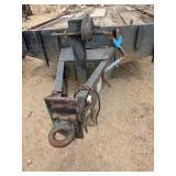 1989 Tandem-axle flatbed equipment trailer