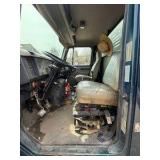 2001 Int'l 4700 dump truck DT466E diesel engine