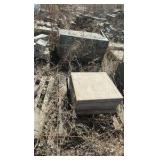 (92) Pallets  flagstone, retaining wall bricks, pavers, steps, wall caps