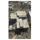 (92) Pallets  flagstone, retaining wall bricks, pavers, steps, wall caps