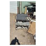 (21) pallets of flagstone, wall bricks caps