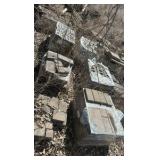 (92) Pallets  flagstone, retaining wall bricks, pavers, steps, wall caps