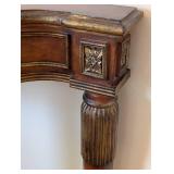 ML - Elegant Console Table - Carved Wood With Gilded Accents
