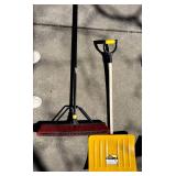 G - Shovels and Brooms - Yard Tools Set (4 Pieces)