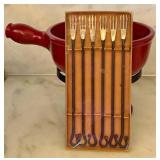 K - Emile Henry La Fondue Pot - Poterie Culinaire France - Fondue Set