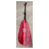 G - Werner Camano Touring Kayak Paddle - Fiberglass Blades, Carbon Shaft, Straight 2-Piece