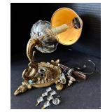 K - Vintage Fleur-de-Lis Brass Wall Sconce with Glass Shade - Parts Missing