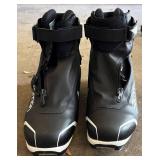 G - Salomon RS Skate Ski Set with Prolink Bindings and Boots
