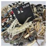 Mixed Fashion Jewelry Lot Necklaces Bracelets Earrings Beaded Rhinestone Assorted