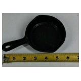 Mini Cast Iron Skillet Small Frying Pan Kitchen Cookware