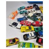 Vintage Hot Wheels Mattel Carry Case Die Cast Car Lot Racing Toy Storage Box