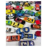 Vintage Hot Wheels Mattel Carry Case Die Cast Car Lot Racing Toy Storage Box