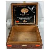 Cigar Box Lot Oliva Perdomo Romeo y Julieta Macanudo Wooden Storage Humidor Boxes