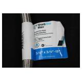 SharkBite Supply Flex Hose Assortment - 1/2 in x 1/2 in & 3/4 in x 3/4 in, 18 in (Lot of 5)