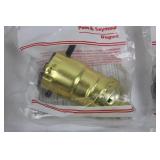 Pass & Seymour 7090-PGCC10 Lampholder Interior - 3-Way Turn Knob Medium Base 250V 250W