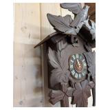 Carved Black Forest Cuckoo Clock with Leaves & Bird, 1905 - Mechanical