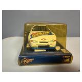 NASCAR WINNERS CIRCLE Kevin Harvick #29 1/24 Die Cast