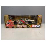NASCAR RACING CHAMPIONS 1989-1999 Terry Labonte #5 Gold Cornflakes 1:24 Die Cast
