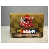 NASCAR RACING CHAMPIONS 1989-1999 Terry Labonte #5 Gold Cornflakes 1:24 Die Cast