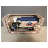 Ertl 1925 Delivery Truck Bank 1:30 Scale