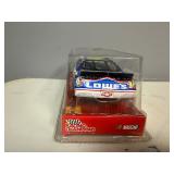 NASCAR RACING CHAMPIONS 2003 Jimmie Johnson # 48 Lowes 1:24 Scale Diecast