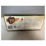 NASCAR WINNERS CIRCLE Bill Elliot #9 Dodge 1:24
