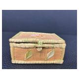 Couchette Pine Needle Bucket & Terry Bright House Cree Chip Lee